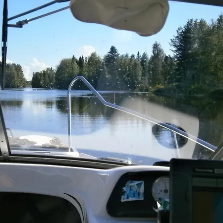 Iisalmi فندق Runni